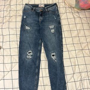 Girls size 11/12 Abercrombie kids distressed high rise mini mom jeans